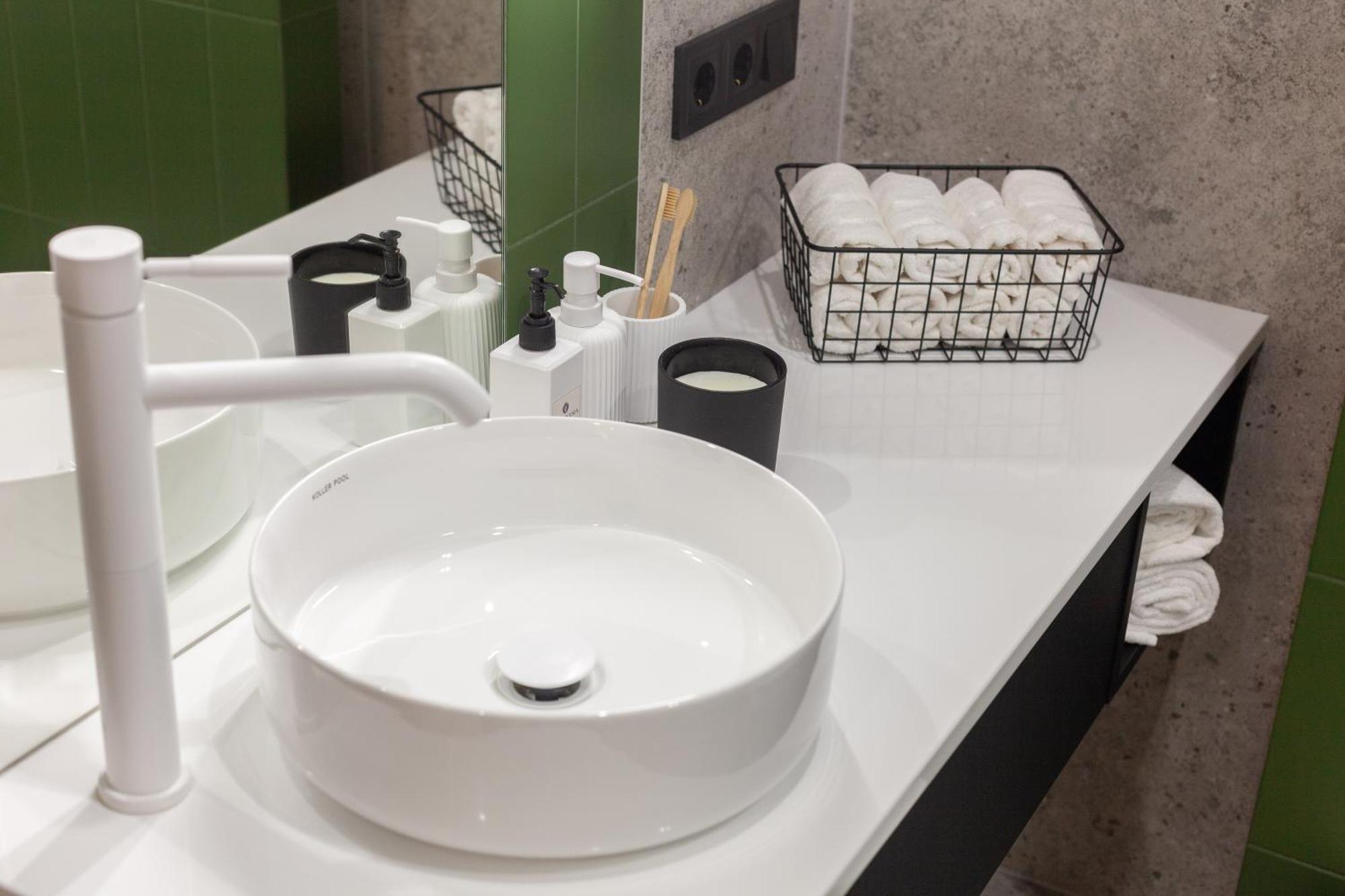 Apartment Shevchenko St.,New Building Лвив Екстериор снимка